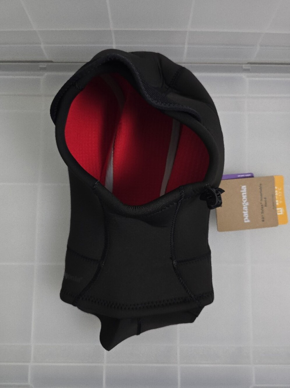 Patagonia R3 Yulex Insertable Hood - Picture 2 of 12
